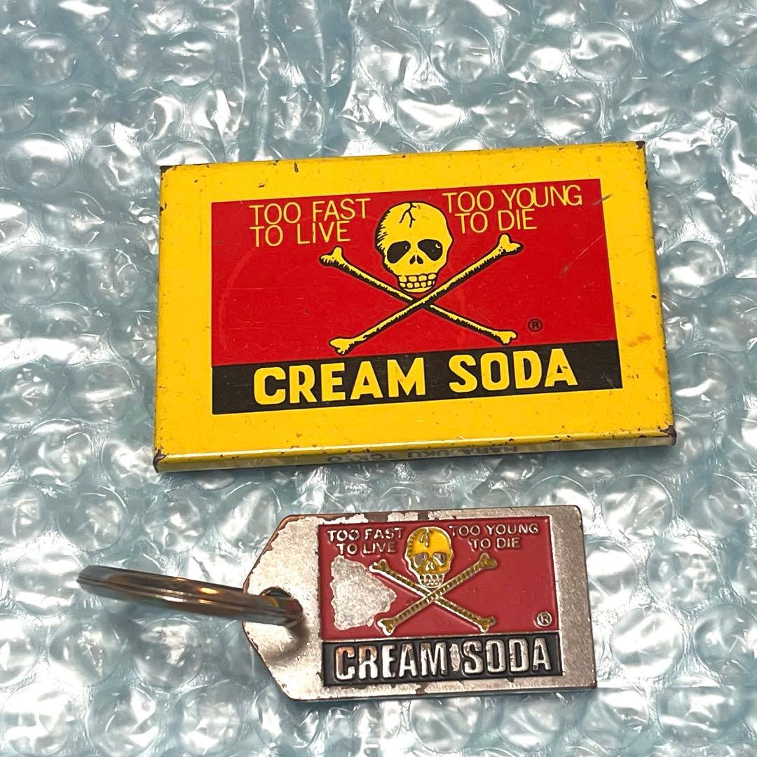 CREAM SODA ミラー　鏡　キーホルダー　セット SMELLY（スメリー） キーホルダー ミラーコームセットキーチェーン