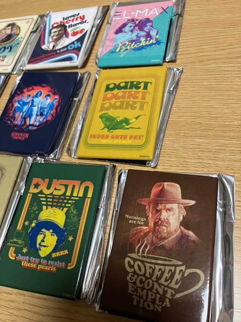 激レア！未使用ストレンジャーシングストレーディング缶マグネット