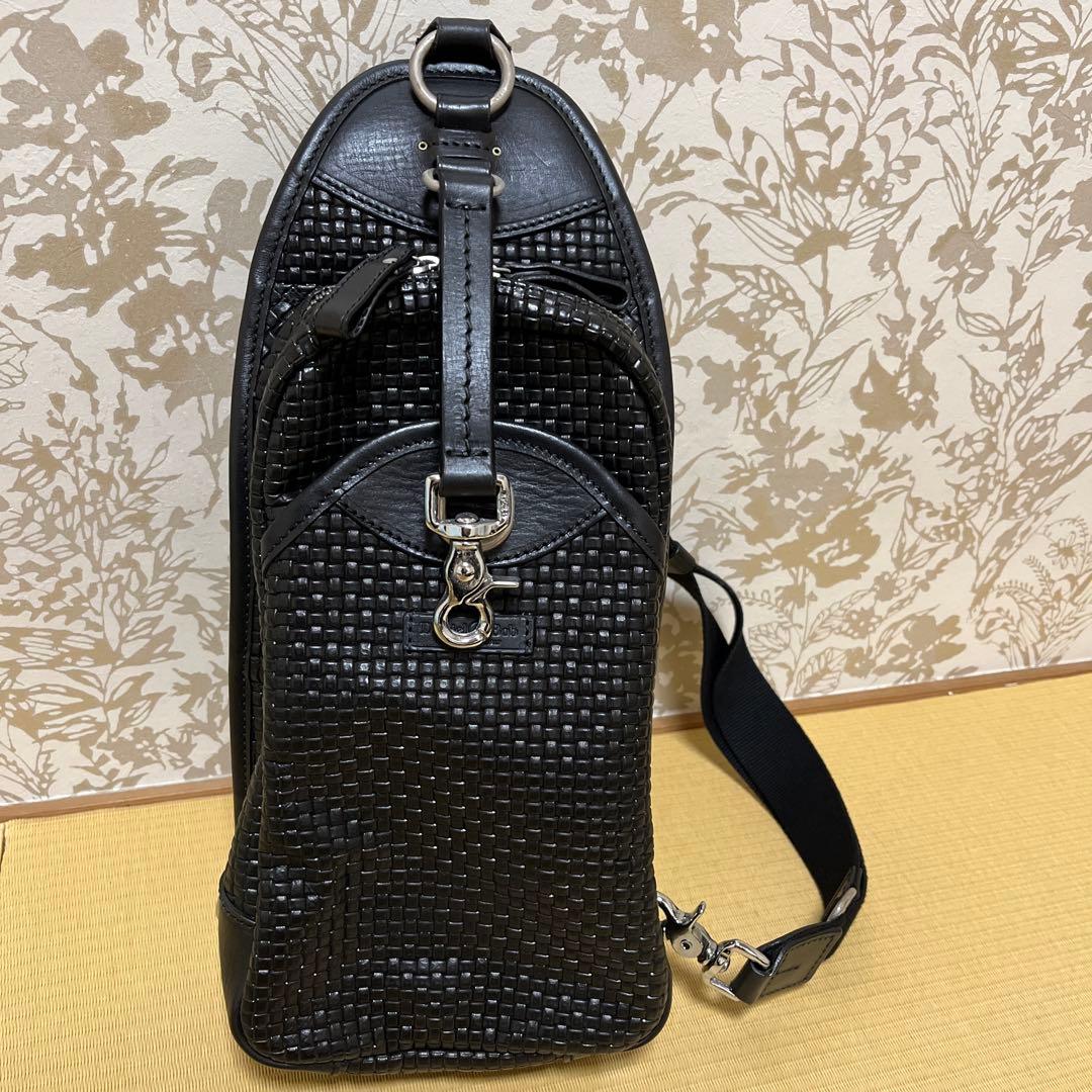美品　Daniel＆Bob BODY BAG　PIPPO　メッシュ　革
