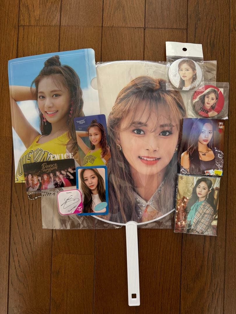 TWICE ツウィ グッズセット - メルカリ