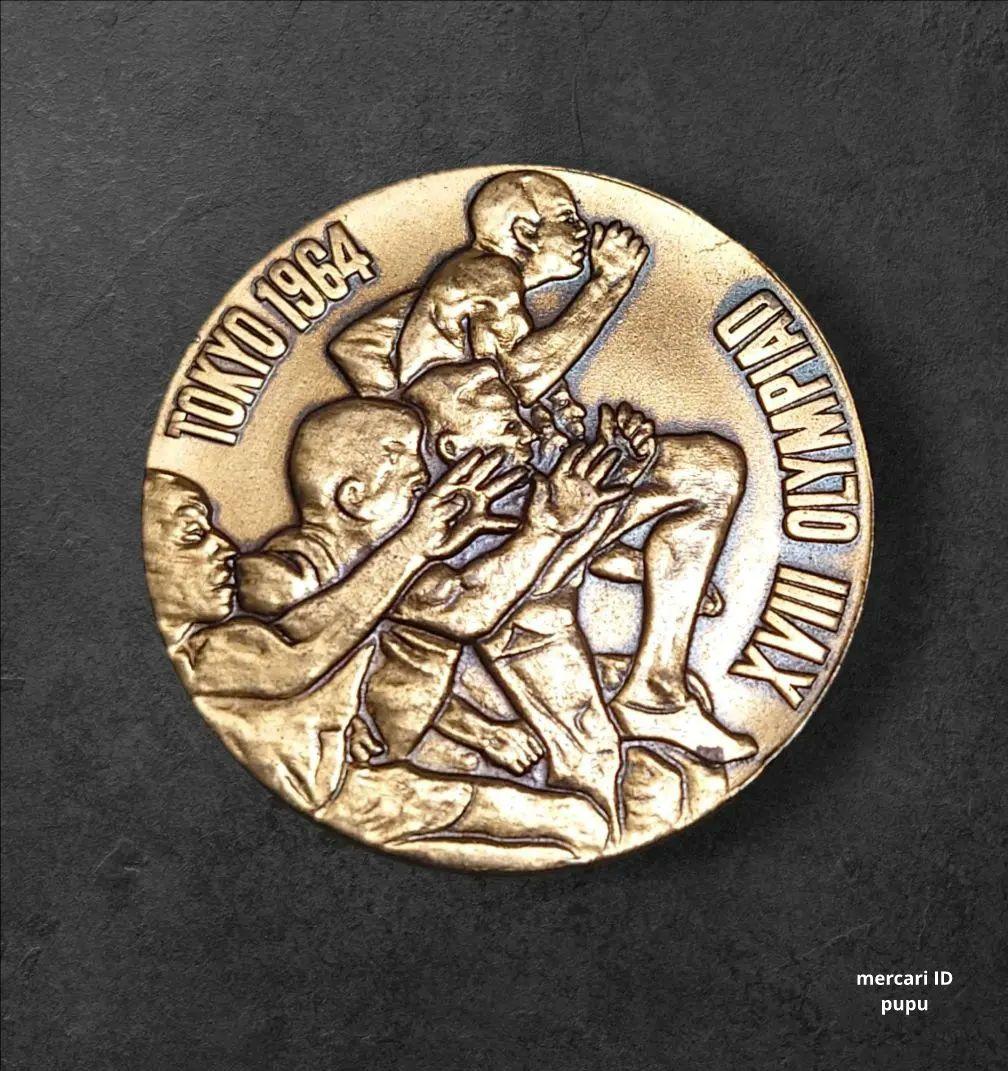 東京オリンピック大会 記念メダル 1964年 亀倉雄策デザイン - メルカリ