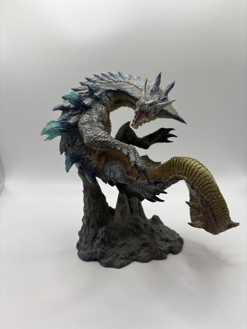 クリエイターズモデル モンスターハンター 白海竜 ラギアクルス亜種 フィギュア