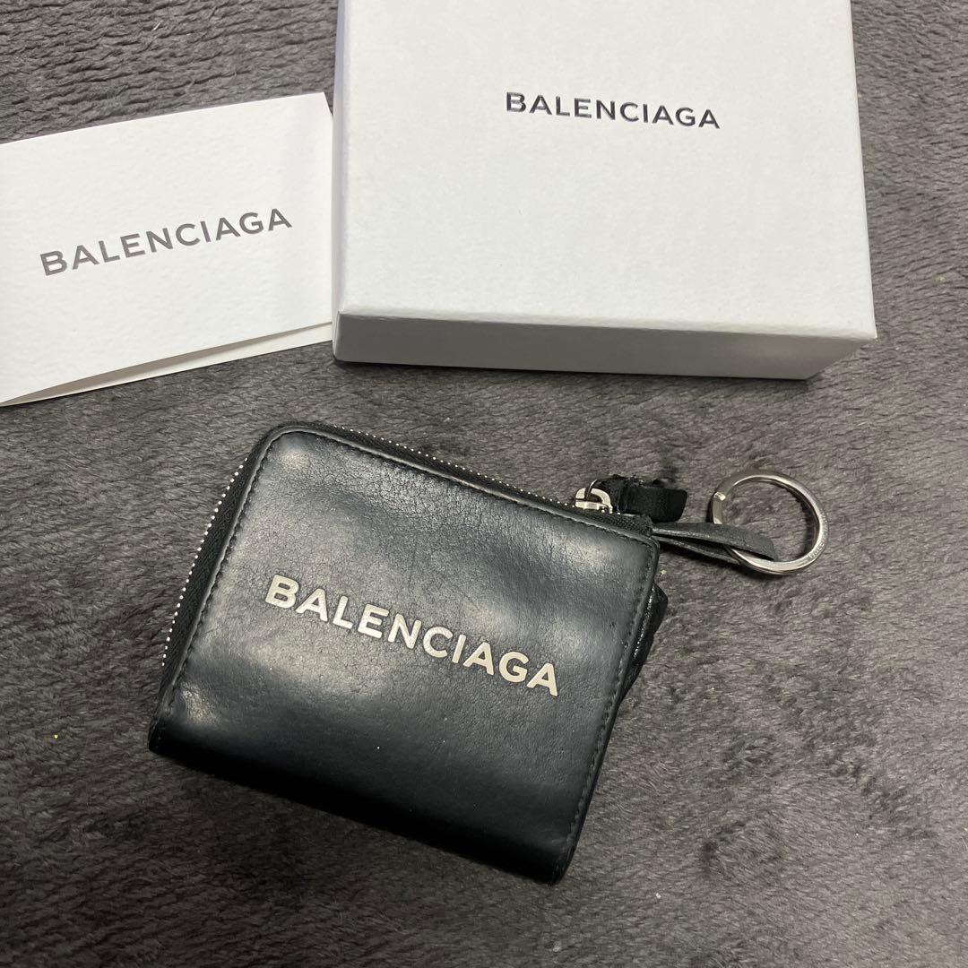 バレンシアガ キーリング ネックストラップ 財布 ネックウォレット