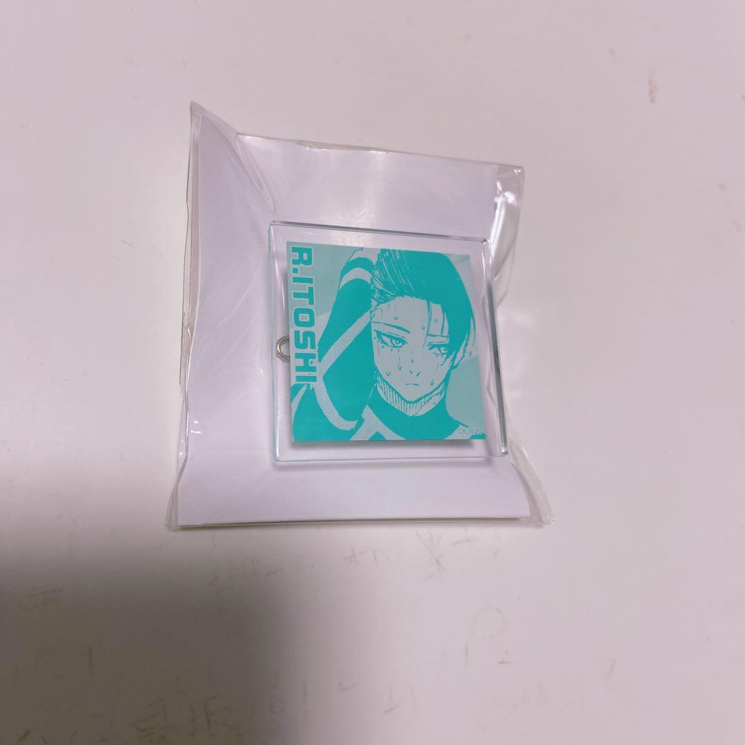 ブルーロック　アクリルバッジ　糸師　凛　プリンセスカフェ