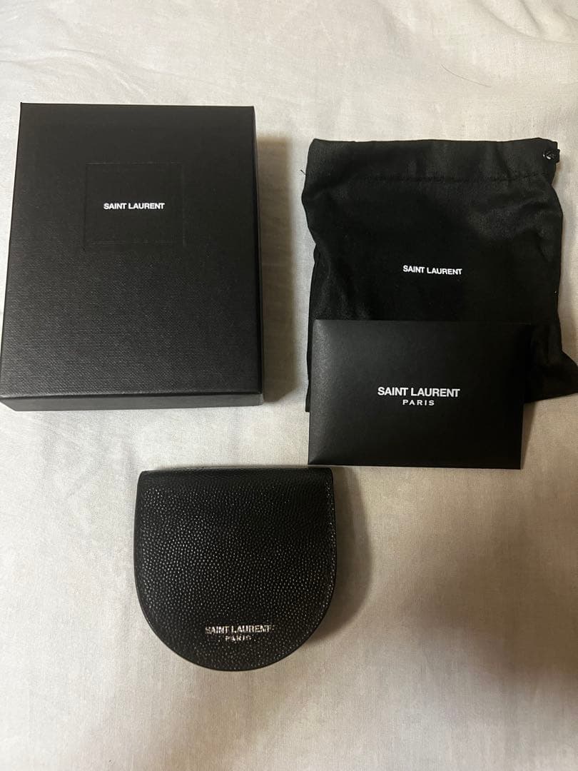 サンローラン　SAINT LAURENT パース