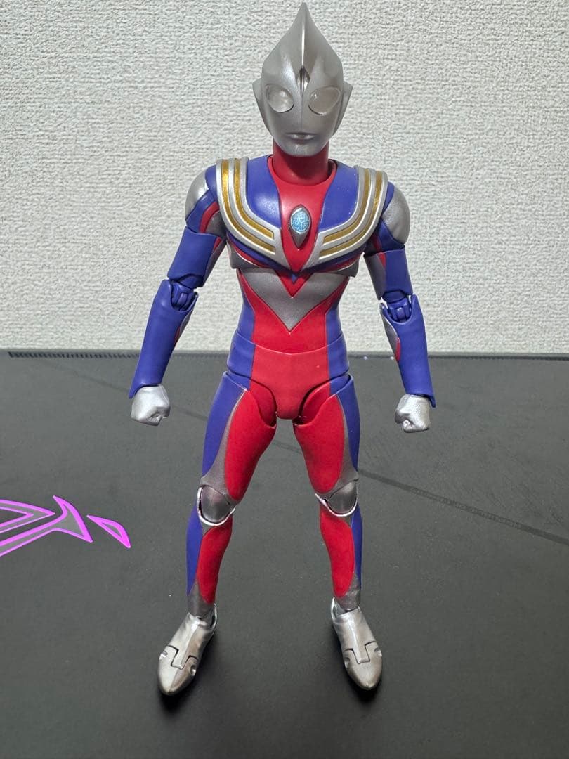 S.H.Figuarts 真骨彫製法 ウルトラマンティガ フィギュアーツ