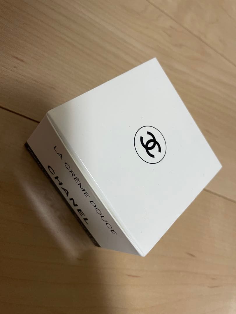 CHANEL LA CREME DOUCE フェイスクリーム 50ml