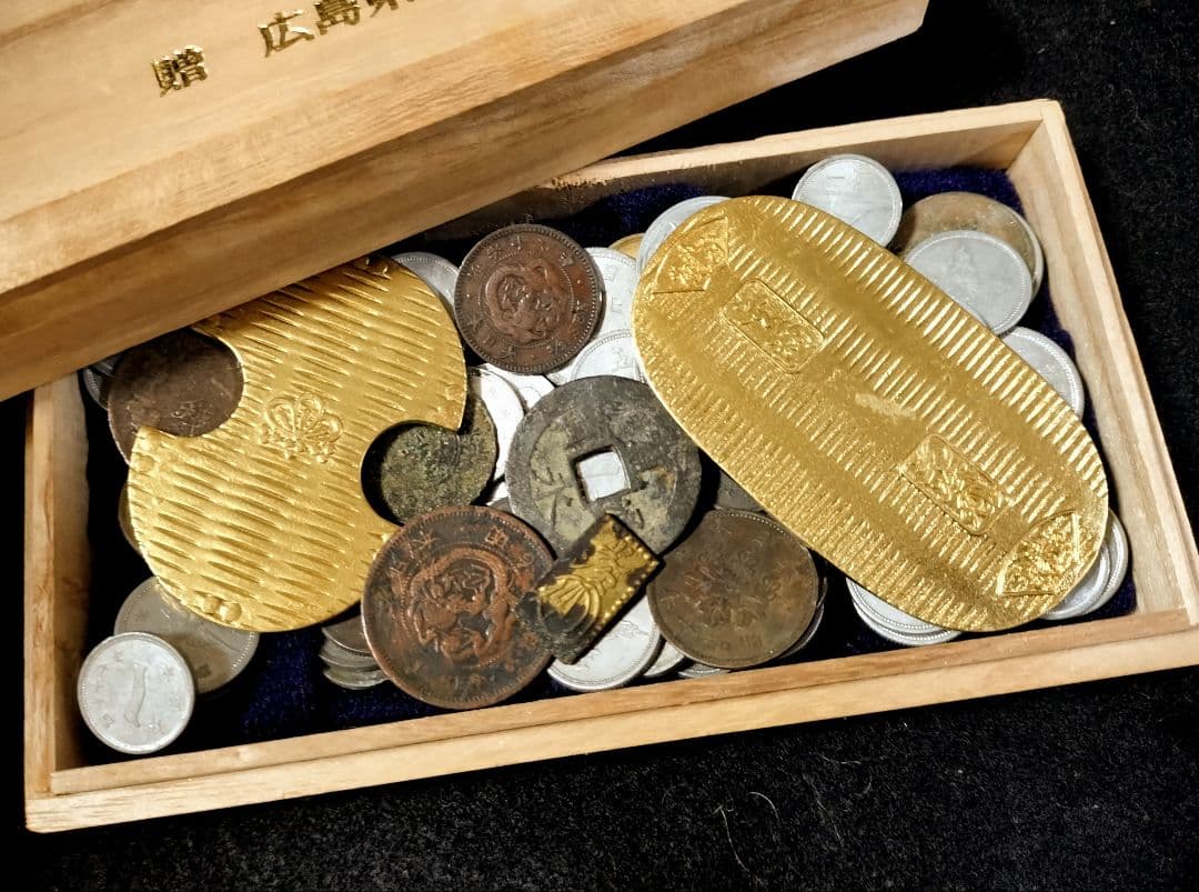 ひ*ん様 小判二分金雑銭古銭通宝など色々多種 桐箱おまけ 古銭穴銭雑銭銅貨銀貨 古銭銀貨銅貨穴銭など雑銭色々 桐箱おまけ 日本古銭中国 - メルカリ