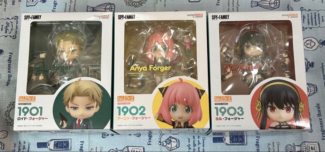 ねんどろいど　SPY×FAMILY ロイド　アーニャ　ヨル　未開封