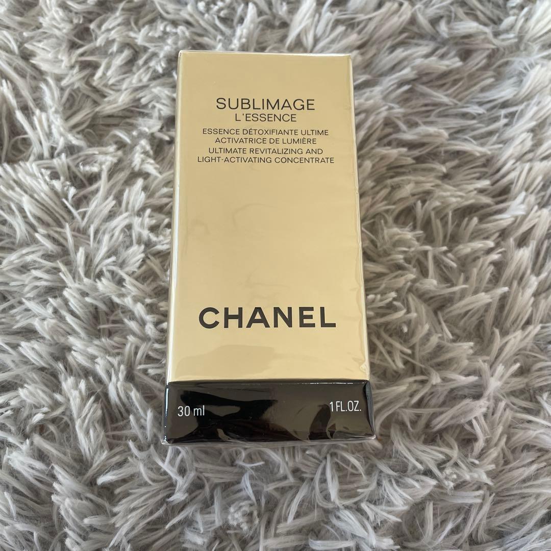 シャネル　レサンスルミエール　未開封