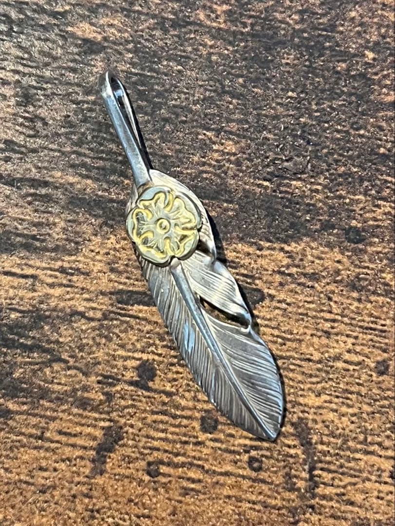 [太郎鷲見] Sフェザー01 18Kフラワーメタル