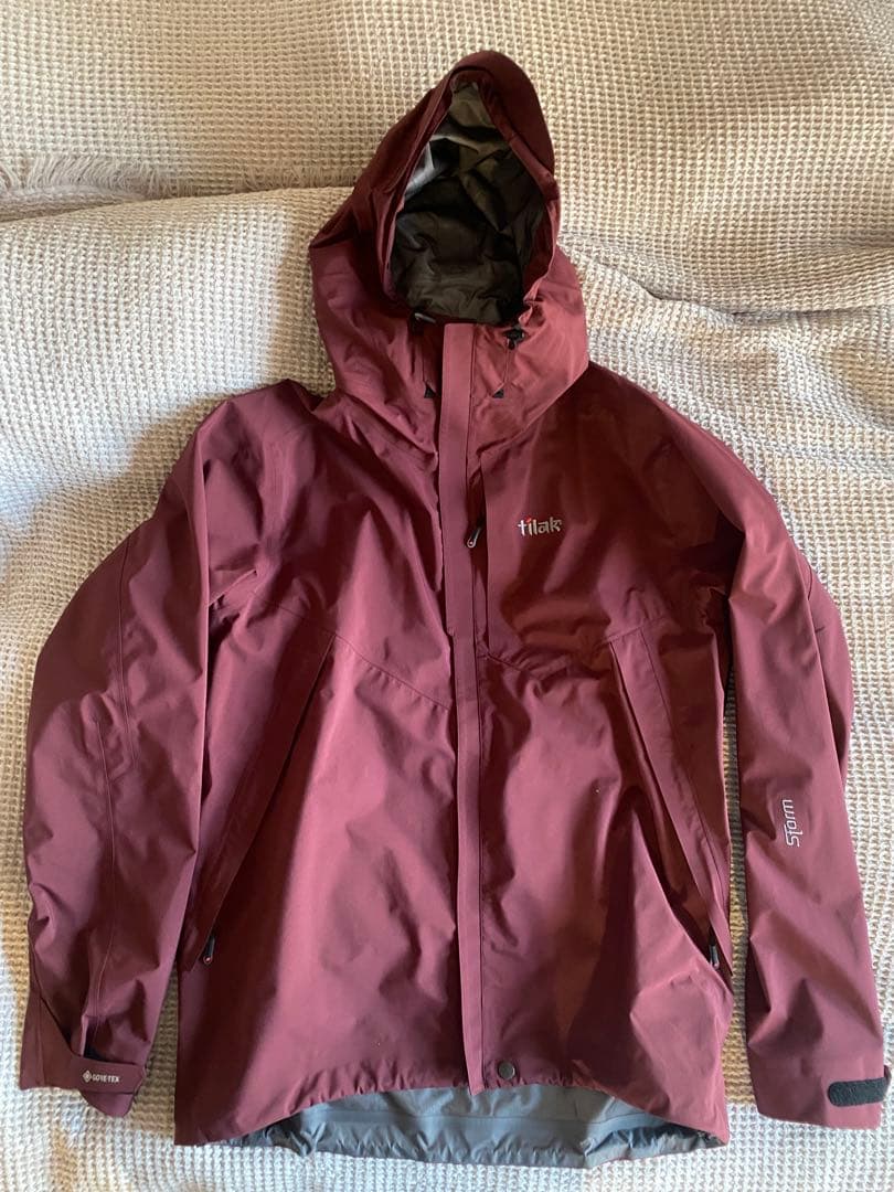 S*I様 tilak storm jacket L