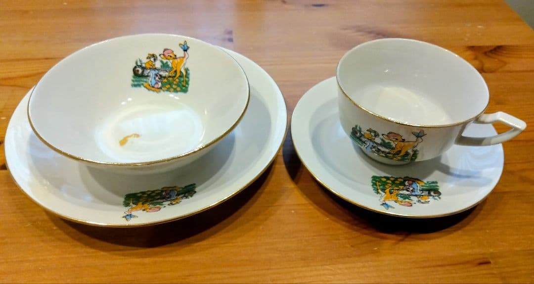 バンビ　アンティーク食器セット