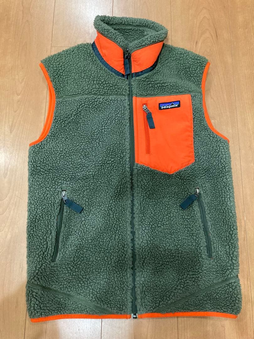 【希少色】Patagonia パタゴニア レトロX ベスト カーキ色 XSサイズ