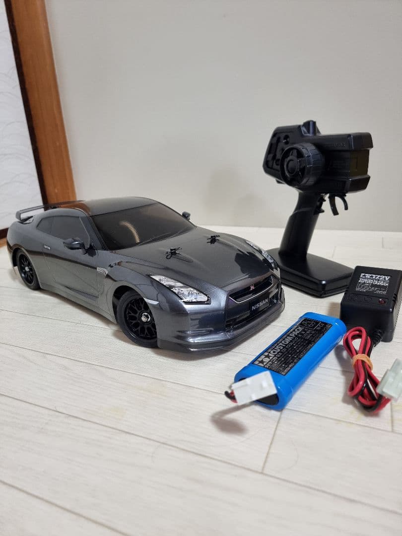 タミヤ TT02 GT-R R35 シャーシ（ライト付き）