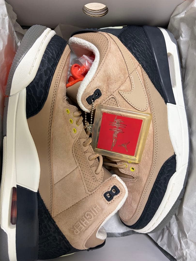Air Jordan 3 ベージュ スニーカー