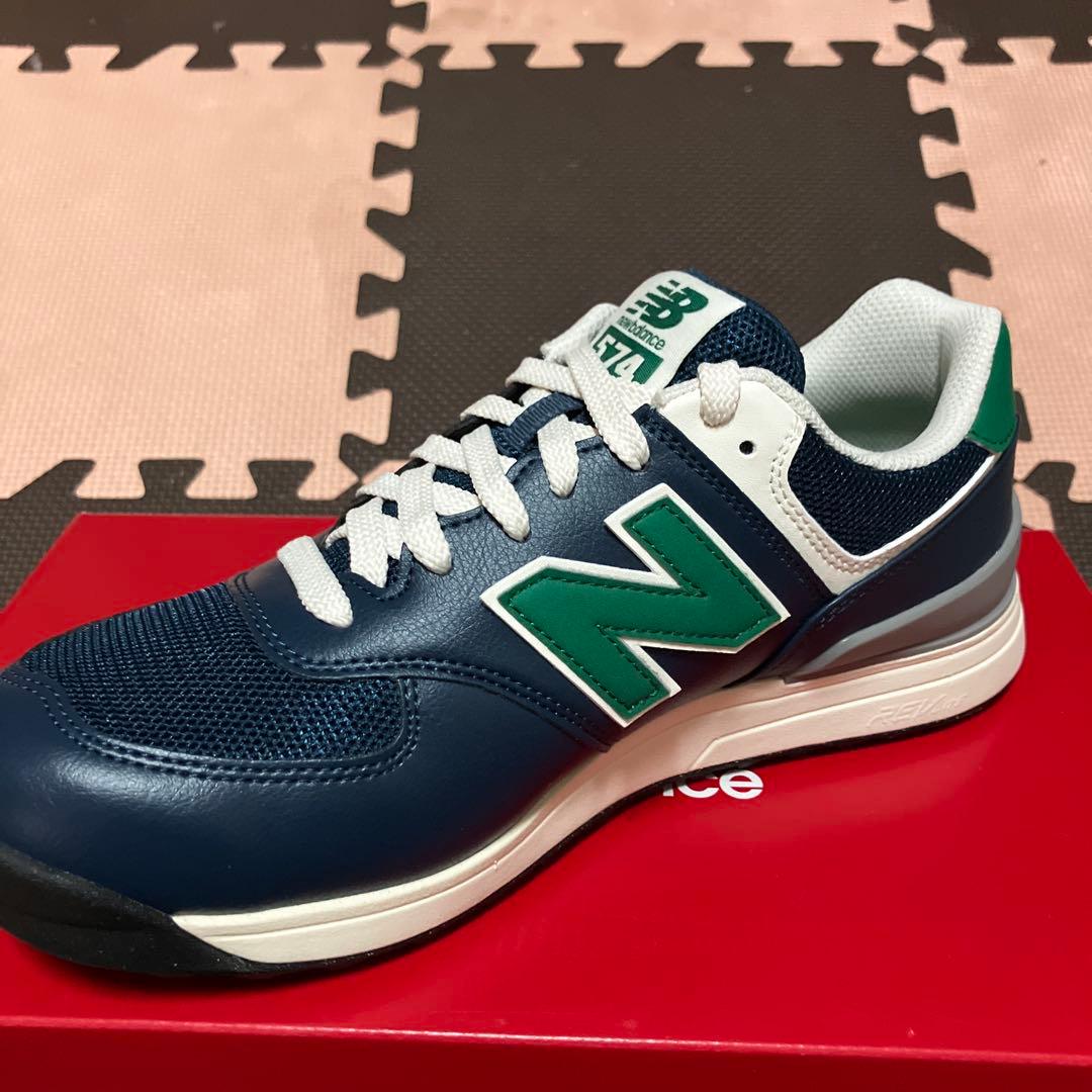 ニューバランス　新品未使用　23.5cm 2E レディース　ゴルフシューズ