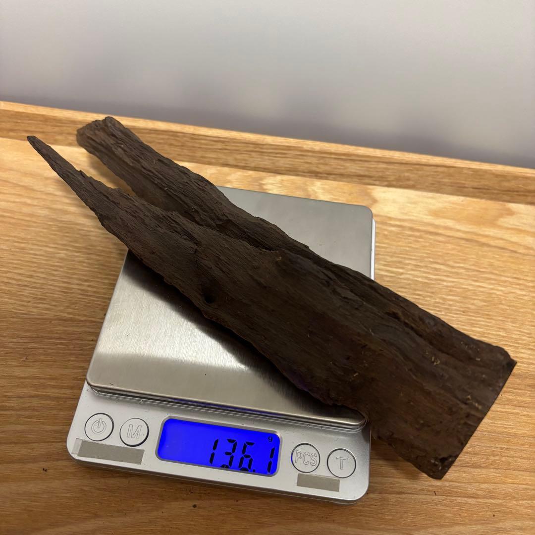 古代天然香木　沈香136.1g 茶道具 タニシャム沈香伽羅聞香 香道具ベトナム