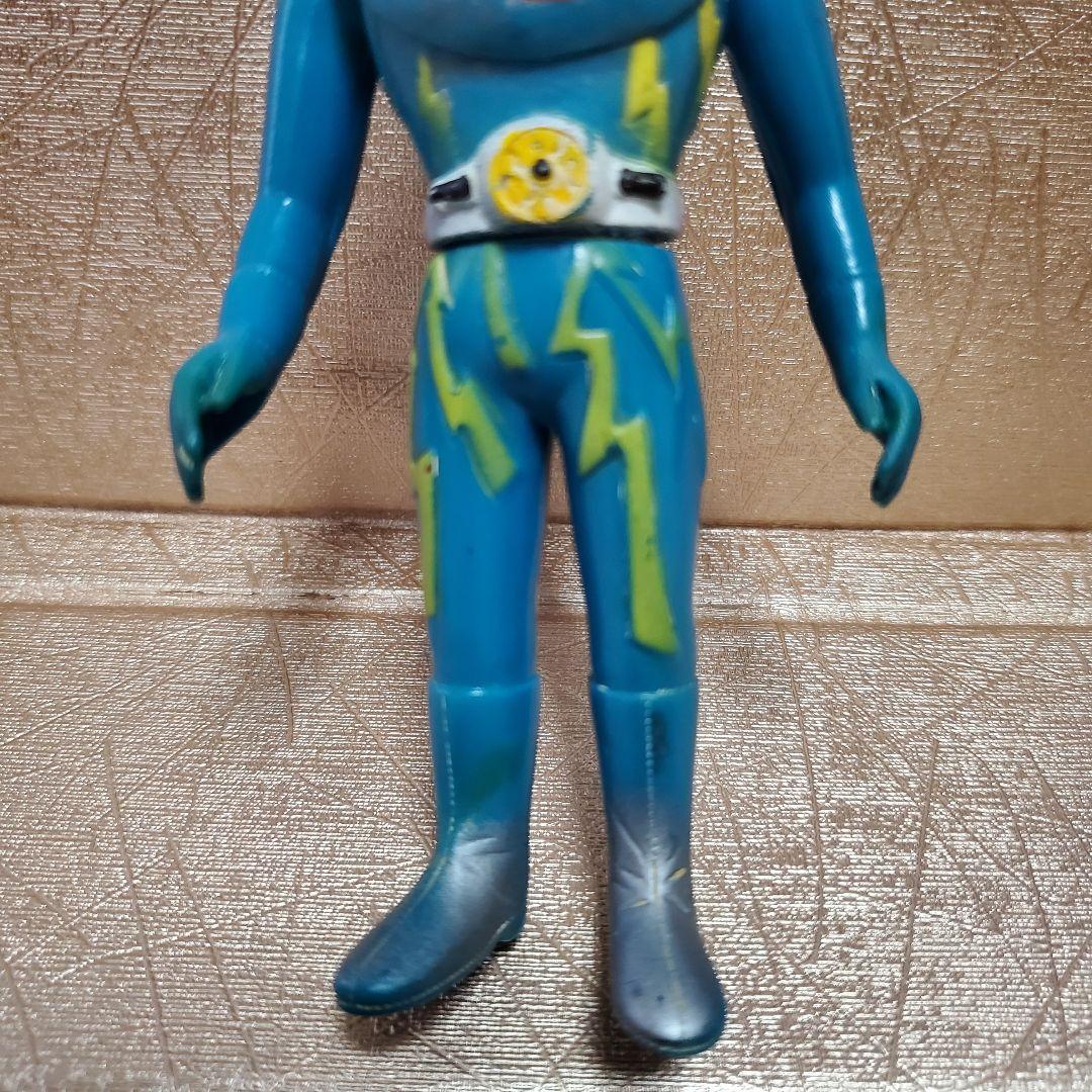 イナズマン サナギマン ソフビ 当時モノ 東映 ポピー - メルカリ