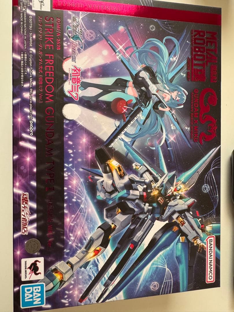 メタルロボット魂 ストライクフリーダムガンダム弐式【初音ミク Ver.】
