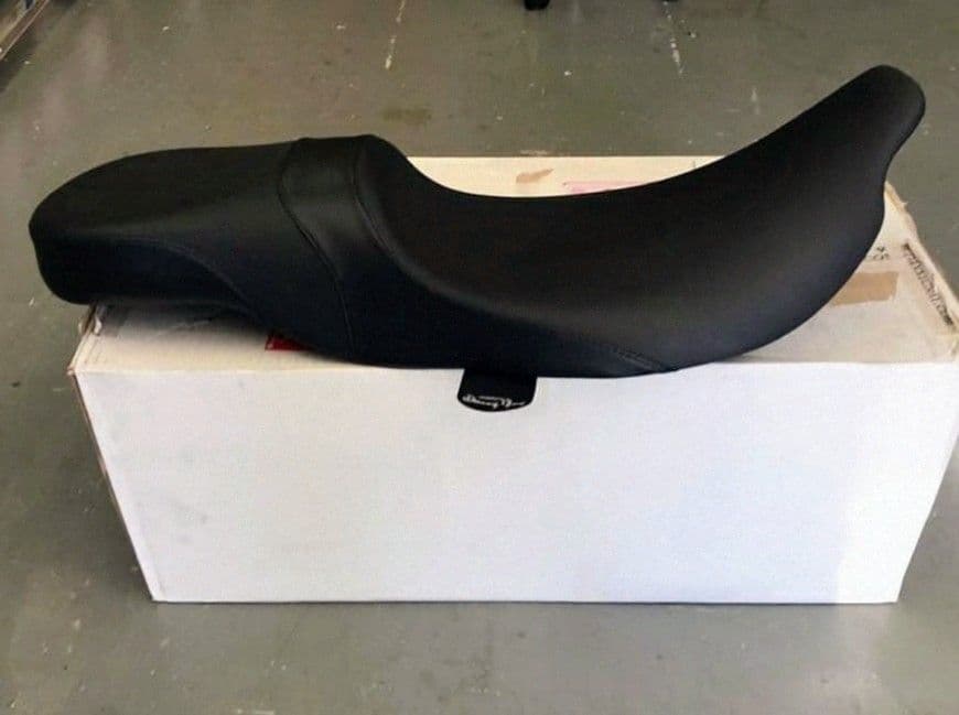 ハーレーダビットソン　FLHX ツーリング　シート ハーレー97-07年ツーリング ダニーグレイDanny Grayソロシート