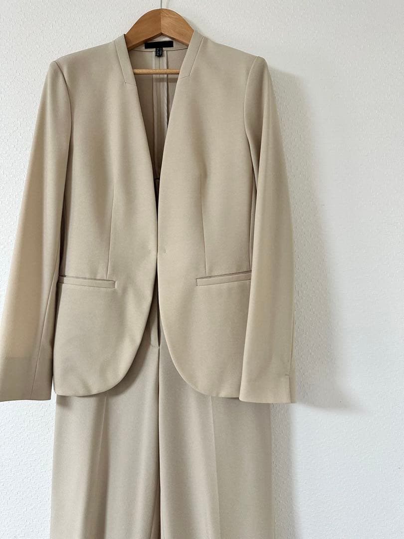 ICB パンツスーツ　ウォッシャブル　ベージュ