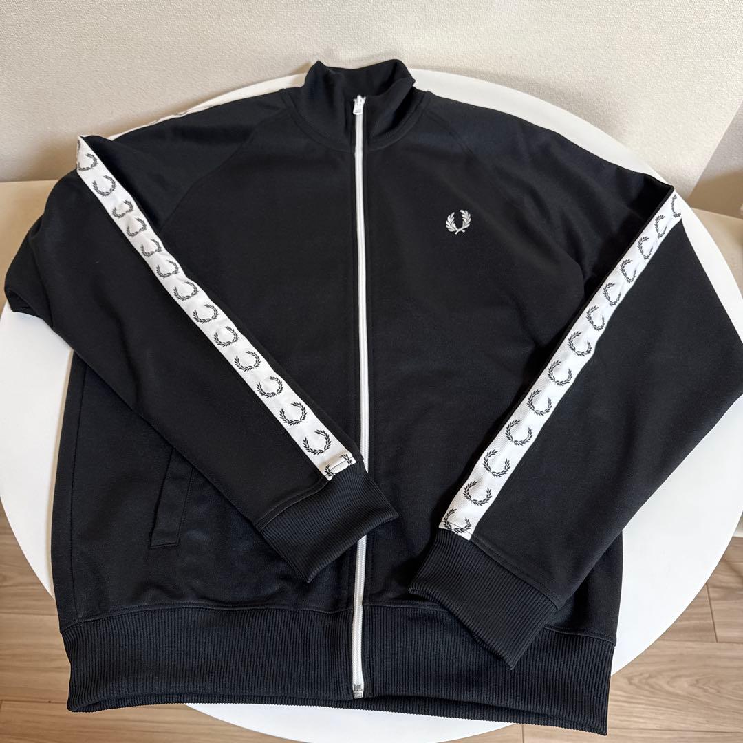 FRED PERRY:トラックジャケット