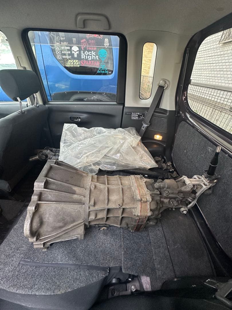 引き取り限定 TOYOTA　5速　マニュアルトランスミッション　R154