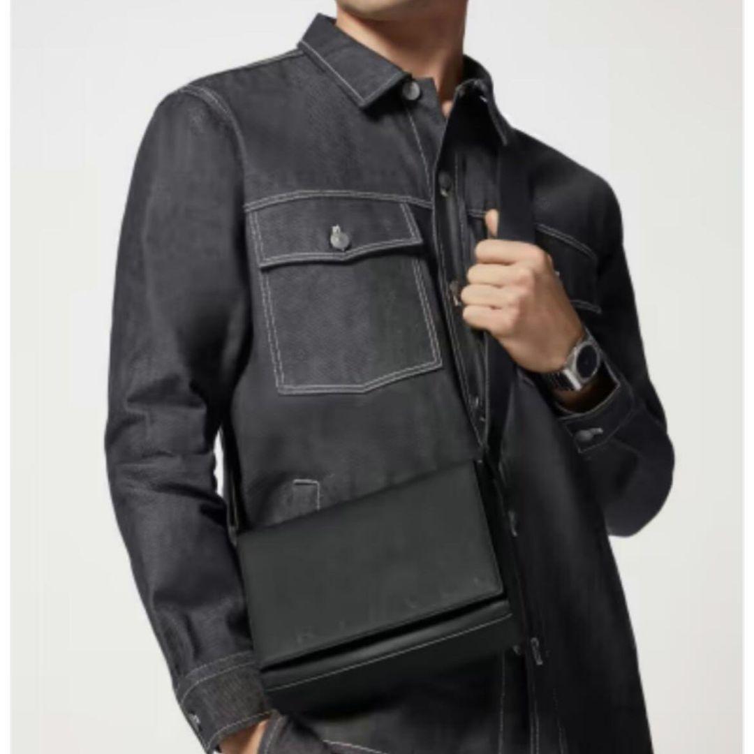 ✨完売品✨BVLGARI ブルガリ メッセンジャーバッグ 山下智久 総柄 レザー 山下智久をモデルに起用した、 ブルガリの新作レザーバッグが登場