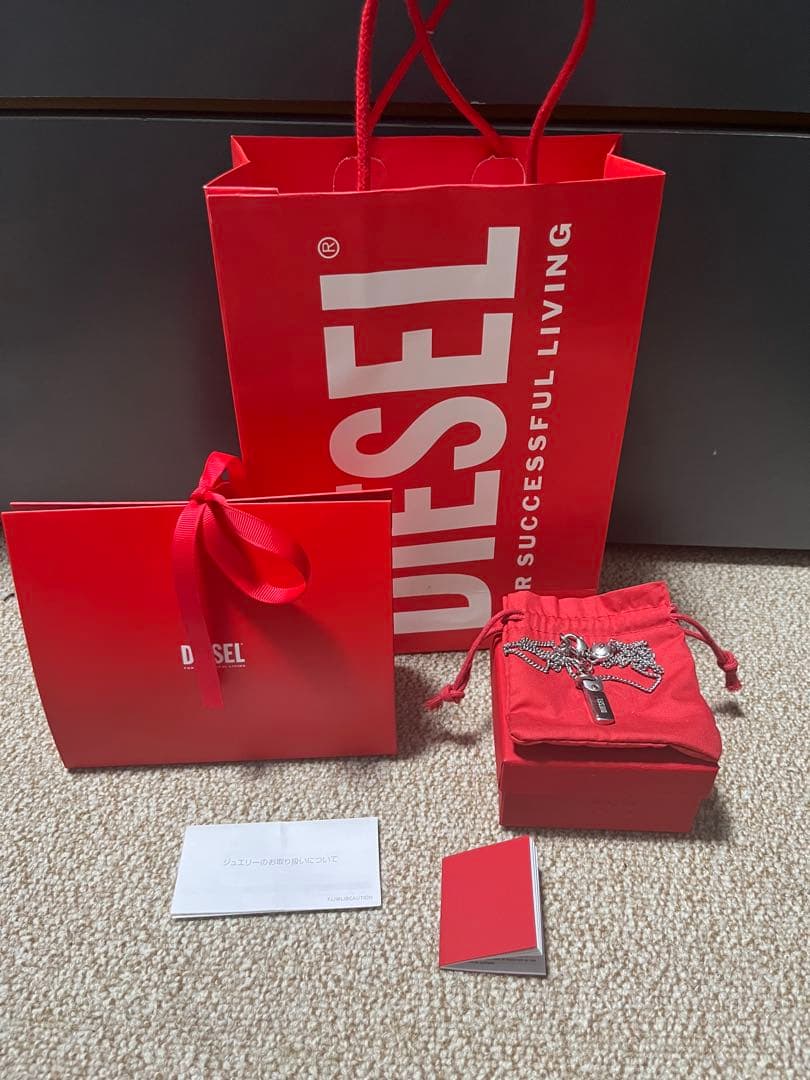 DIESEL シルバー色 ネックレス ギフトバッグ付き