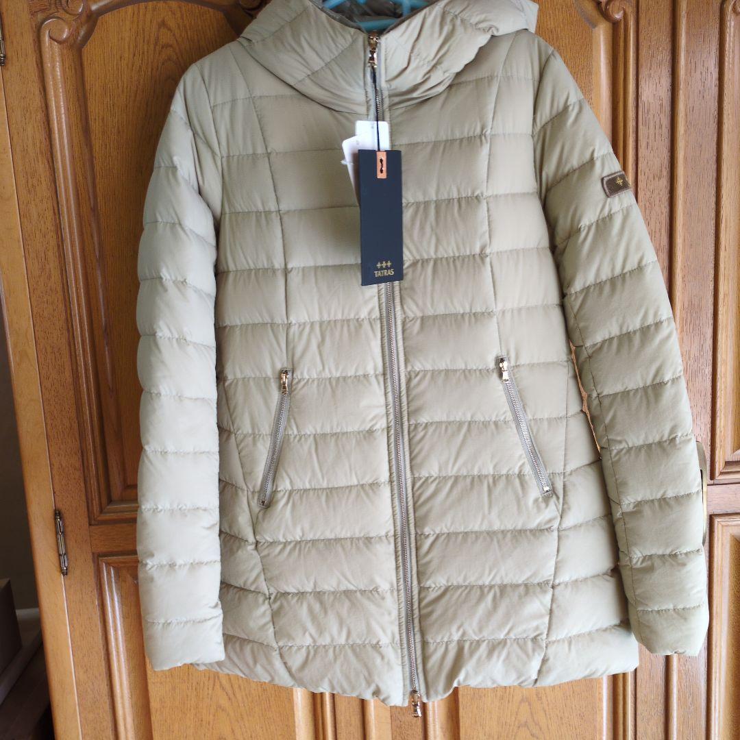 【TATRAS 】タトラス　ベージュ Mサイズ　ダウン未使用タグ付き