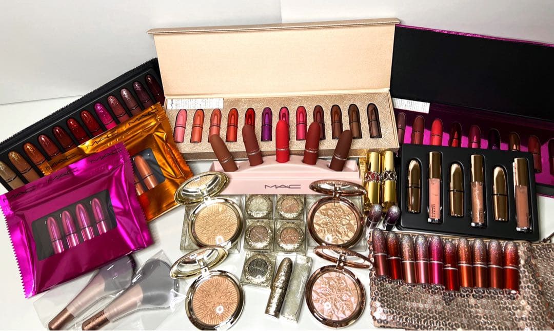【7月末まで出品・最終値下げ】MAC 限定品まとめ売り　新品未使用　コスメ