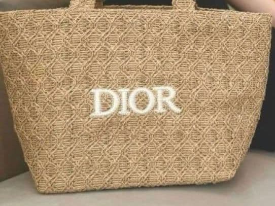 Dior ノベルティ ストロートートバッグ ベージュ - メルカリ