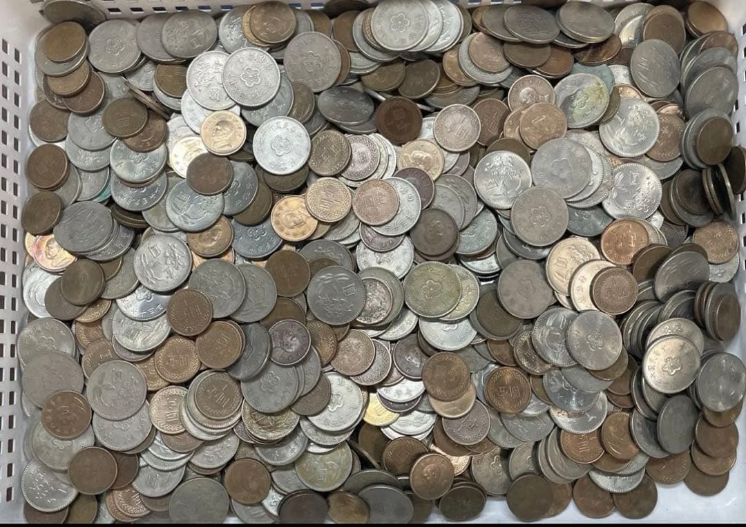 台湾　1ドルまとめ　5,5kg 外国硬貨