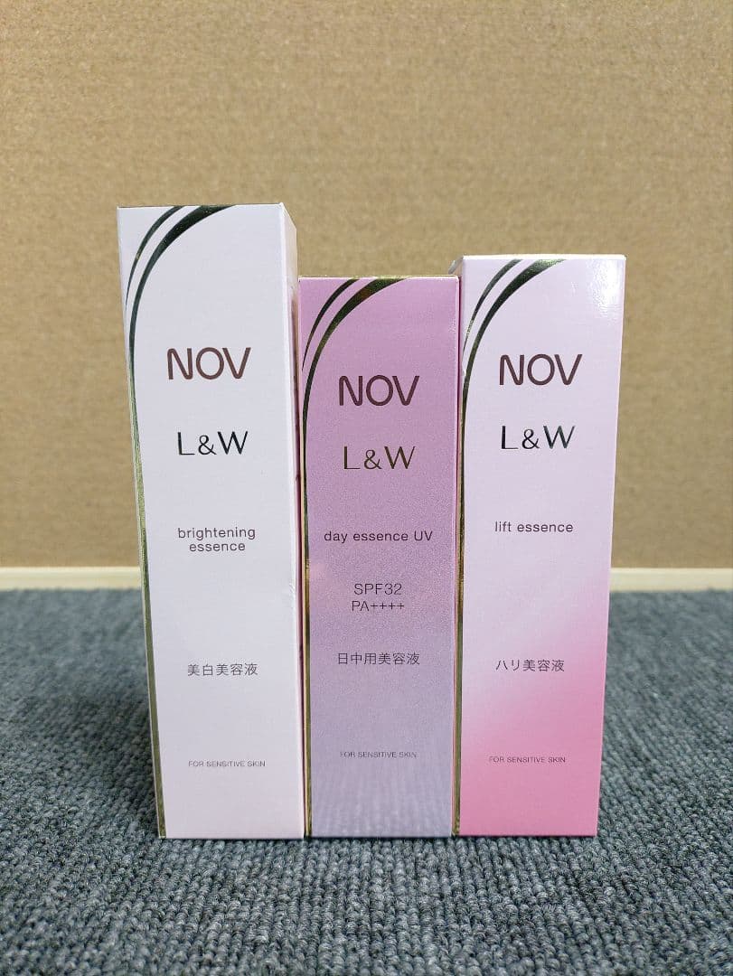 463☆ NOV ノブ エッセンス 美白美容液 日中用美容液 ハリ美容液