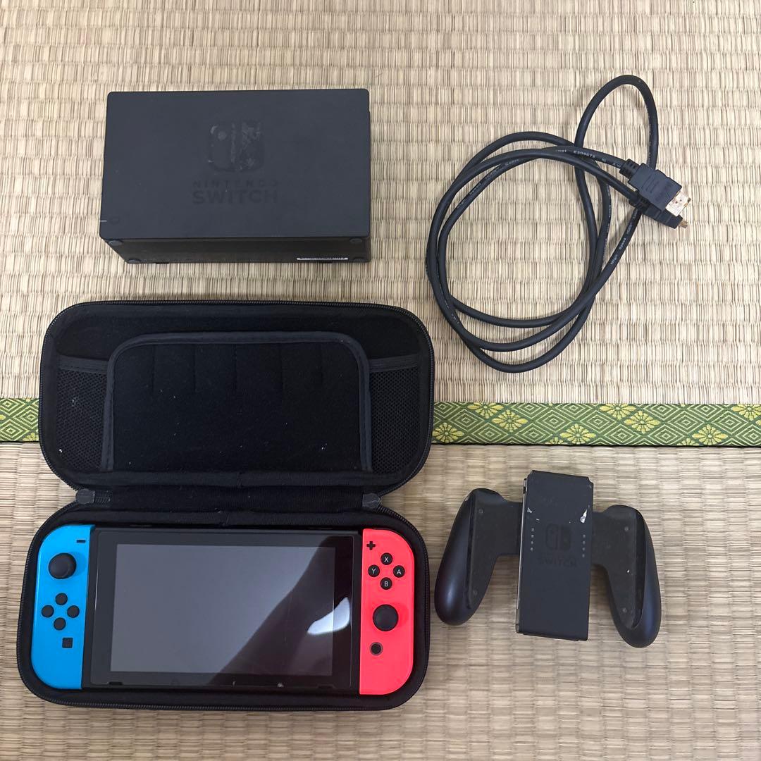 【本日限定値引】ケース付きNintendo Switch