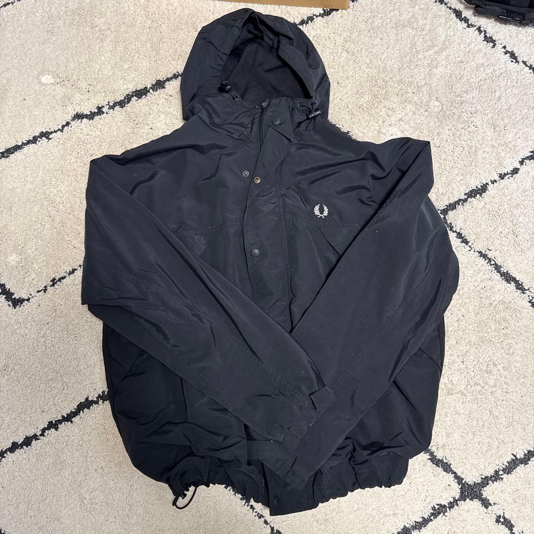 フレッドペリー 黒 ナイロンジャケット Lサイズ