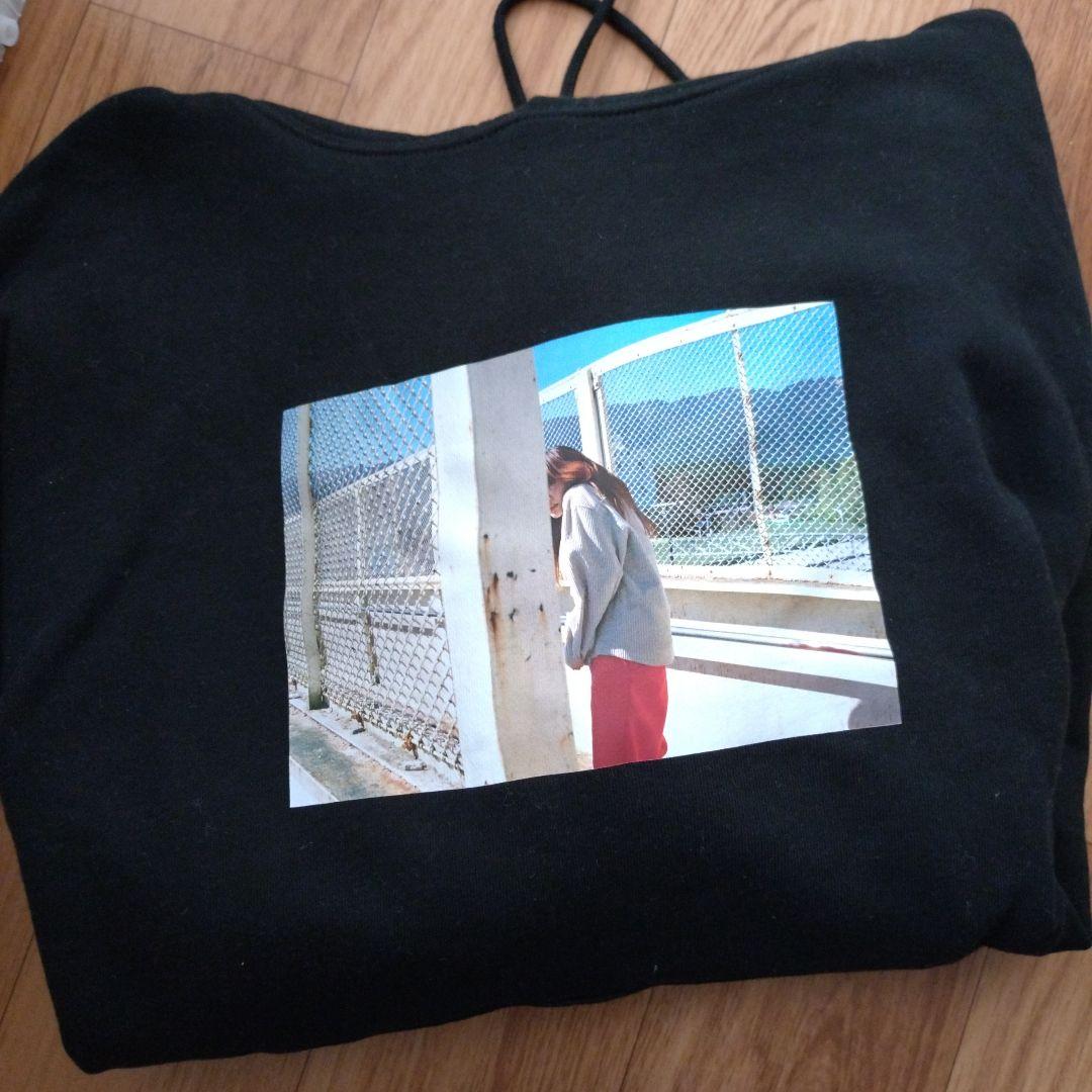 あいみょん　パーカー　あのね　Lサイズ Amazon.co.jp: あいみょん プルオーバーパーカー ブラック Lサイズ