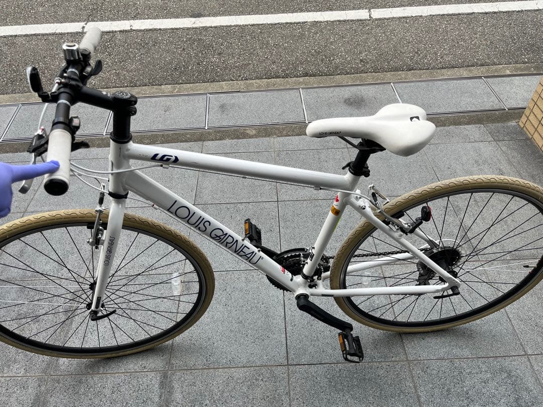 【美品】LOUIS GARNEAU ルイガノ ホワイト