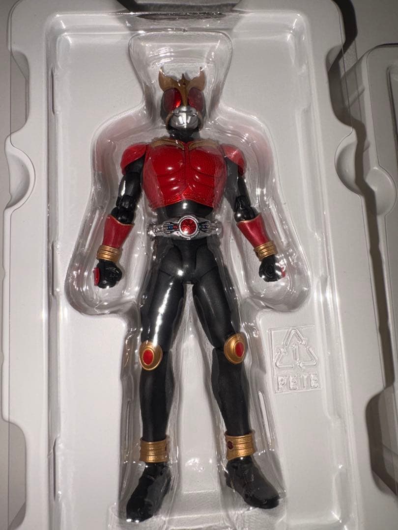 S.H.Figuarts 仮面ライダークウガ マイティフォーム ストア限定版