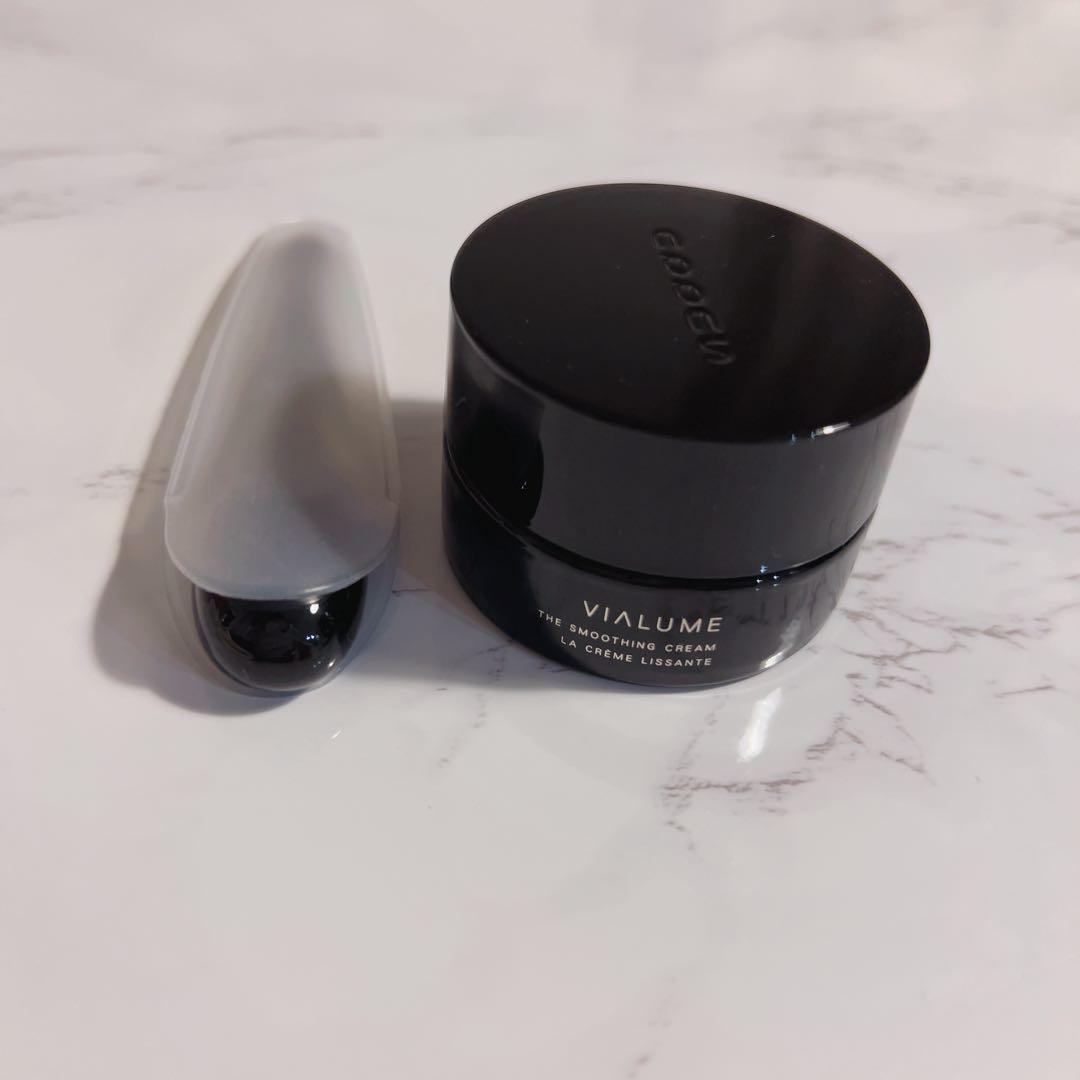 SUQQU ヴィアルムザスムージングクリーム