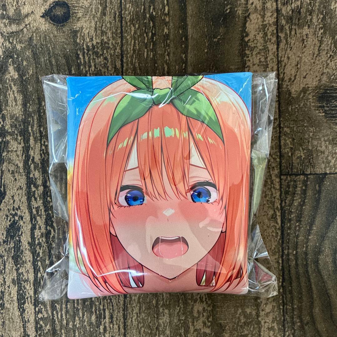 五等分の花嫁 中野四葉 プレイマット ラバーマット シク - メルカリ