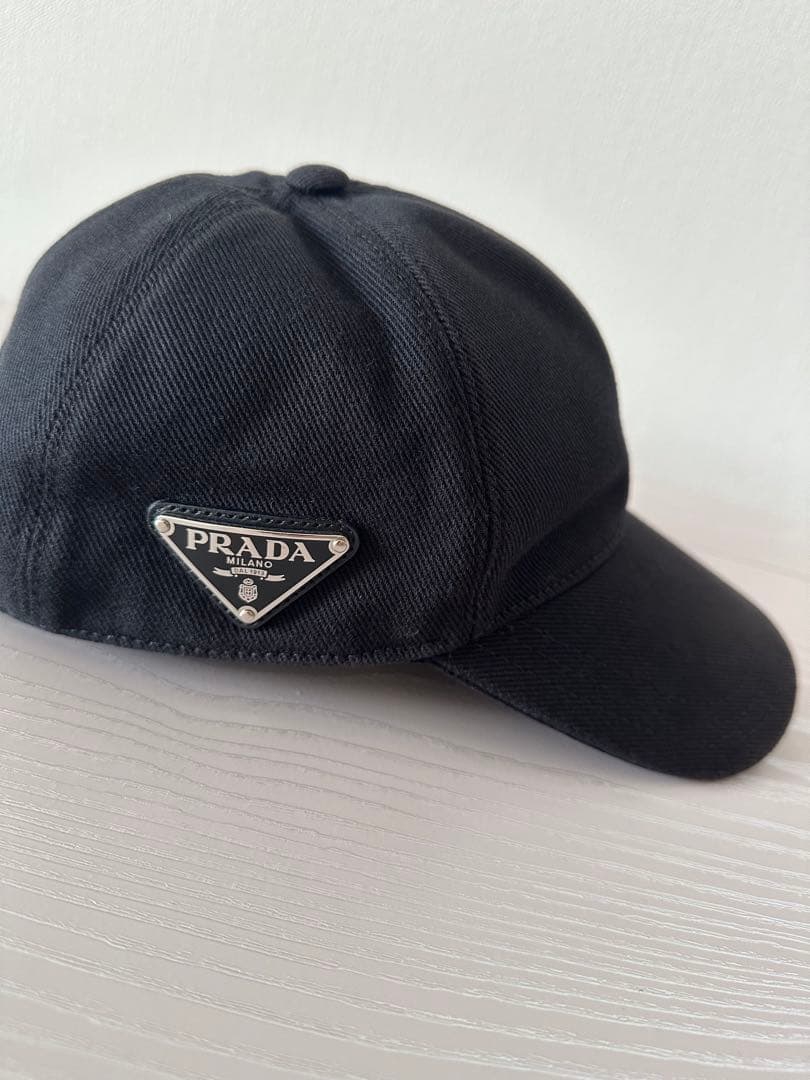 プラダ　PRADA コットン　キャップ　ブラック コメ兵｜プラダ PRADA キャップ｜PRADA｜レディースファッション｜帽子
