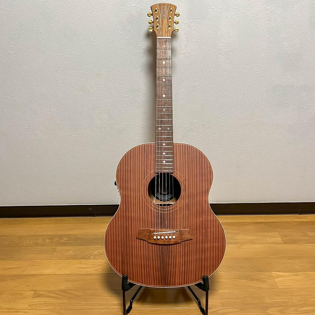 【希少】Cole Clark Little Lady コールクラーク ミニギター Cole Clark Little Lady 2 with Humbucker Demo | NAMM 2020 - YouTube