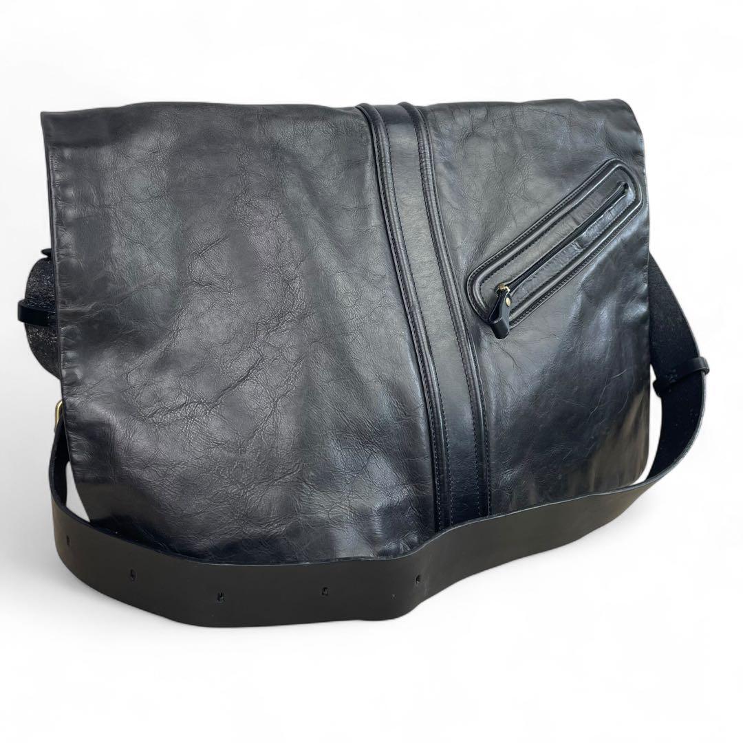 BALLY ショルダーバッグ　メッセンジャーバッグ　ストライプ　レザー　ブラウン