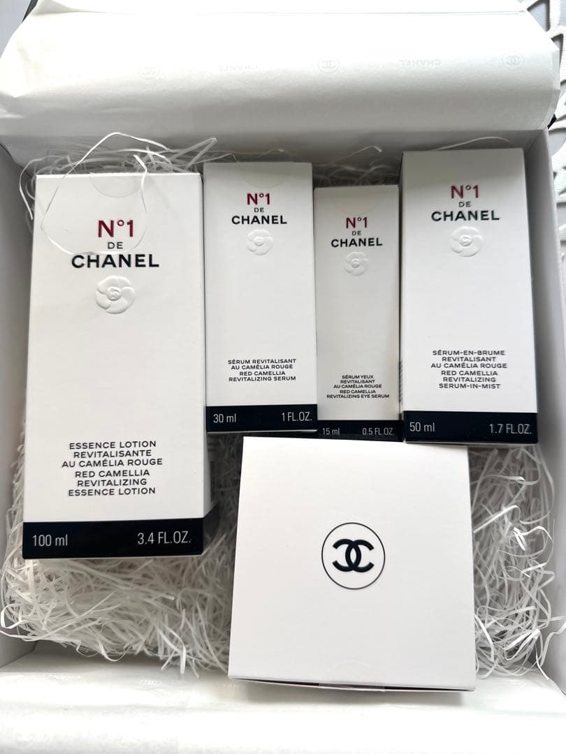 シャネル スキンケア5品　ギフトボックス入り