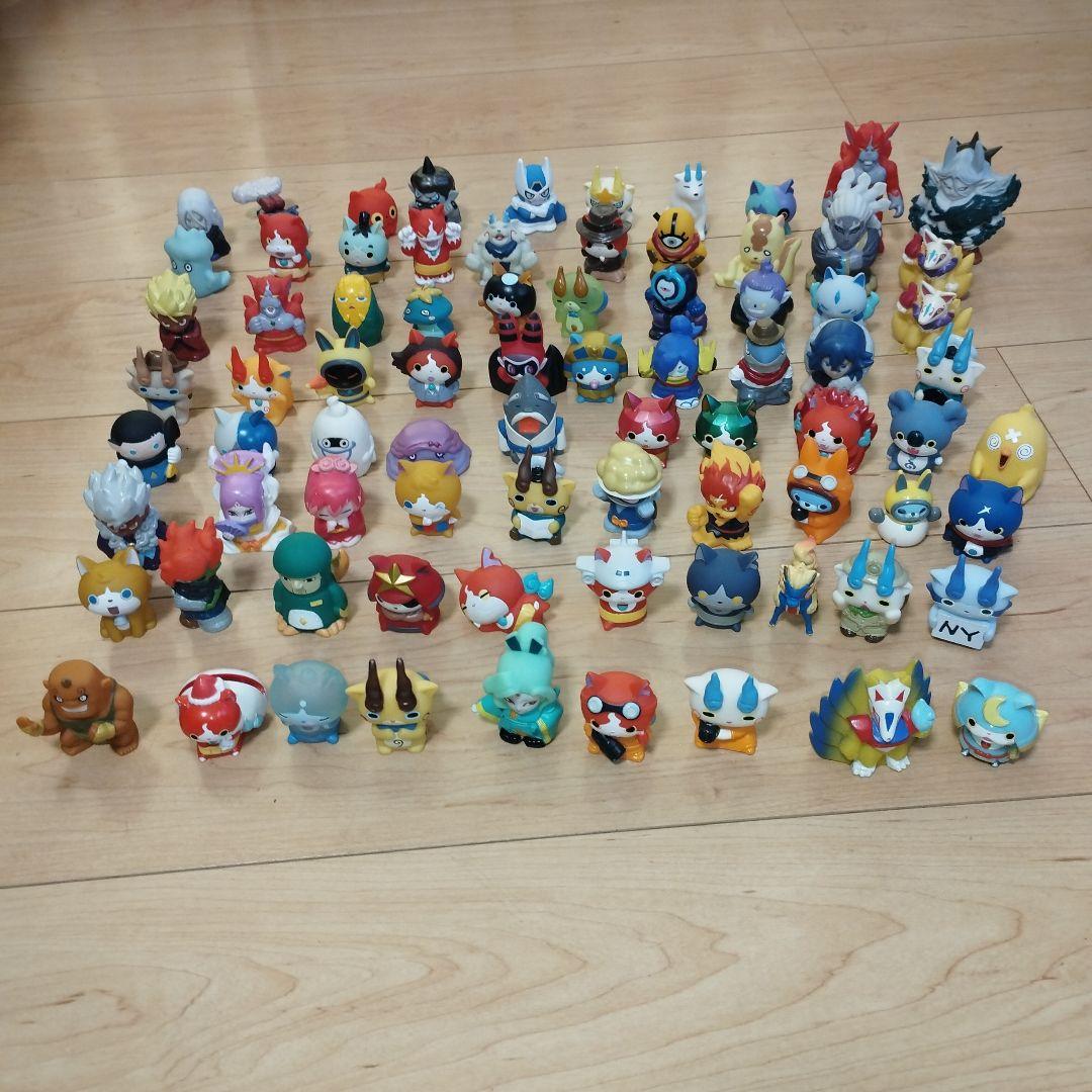 妖怪ウォッチ　指人形等　フィギュア　79体　まとめ売り　大量