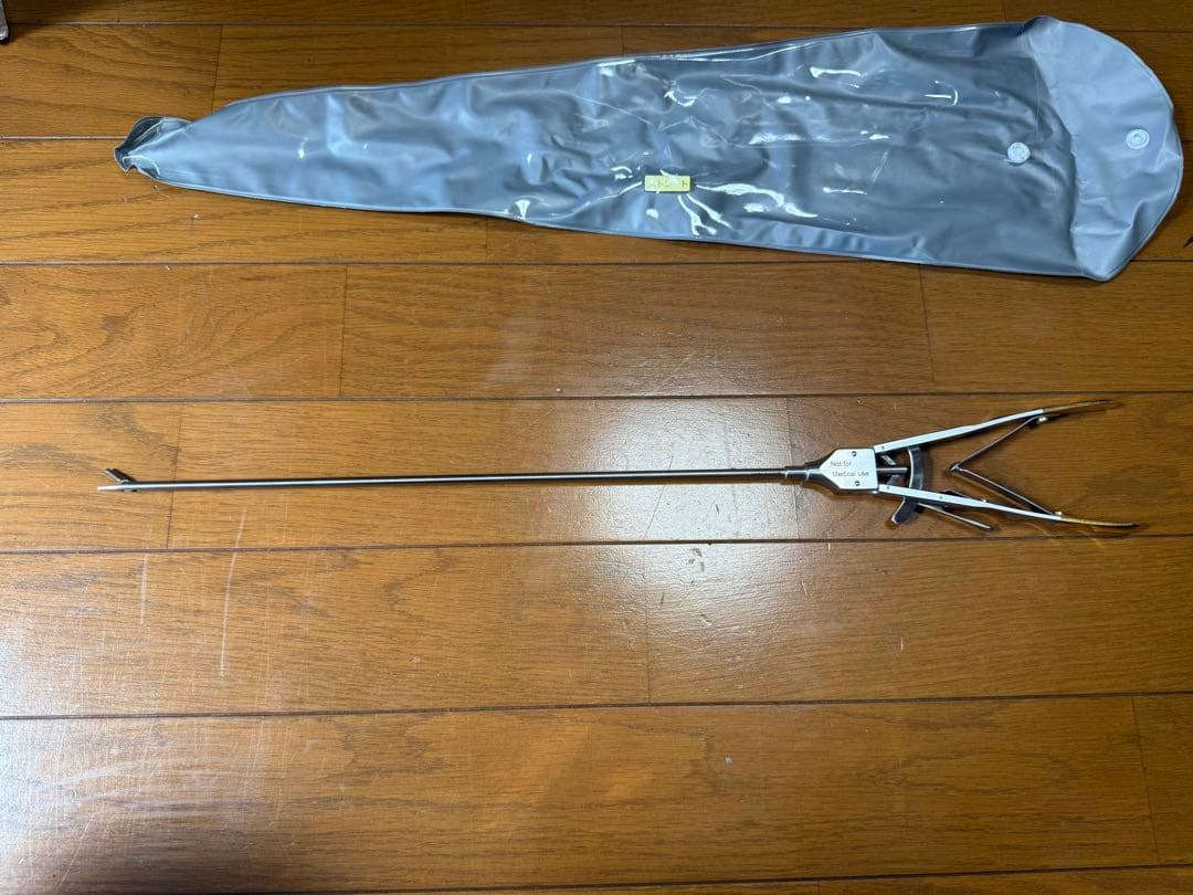 腹腔鏡手術持針器　ストレート　コトブキメディカル