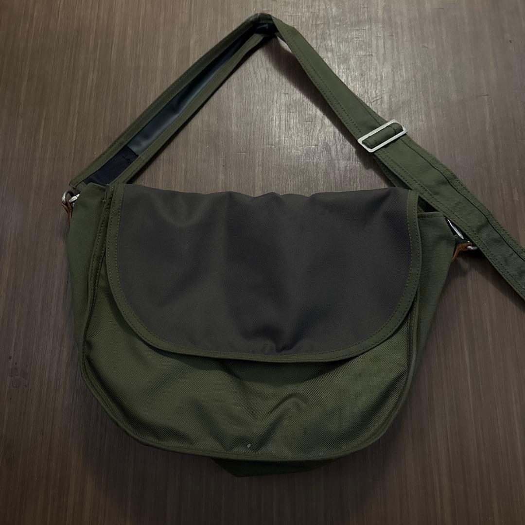 コムデギャルソン メッセンジャーバッグ