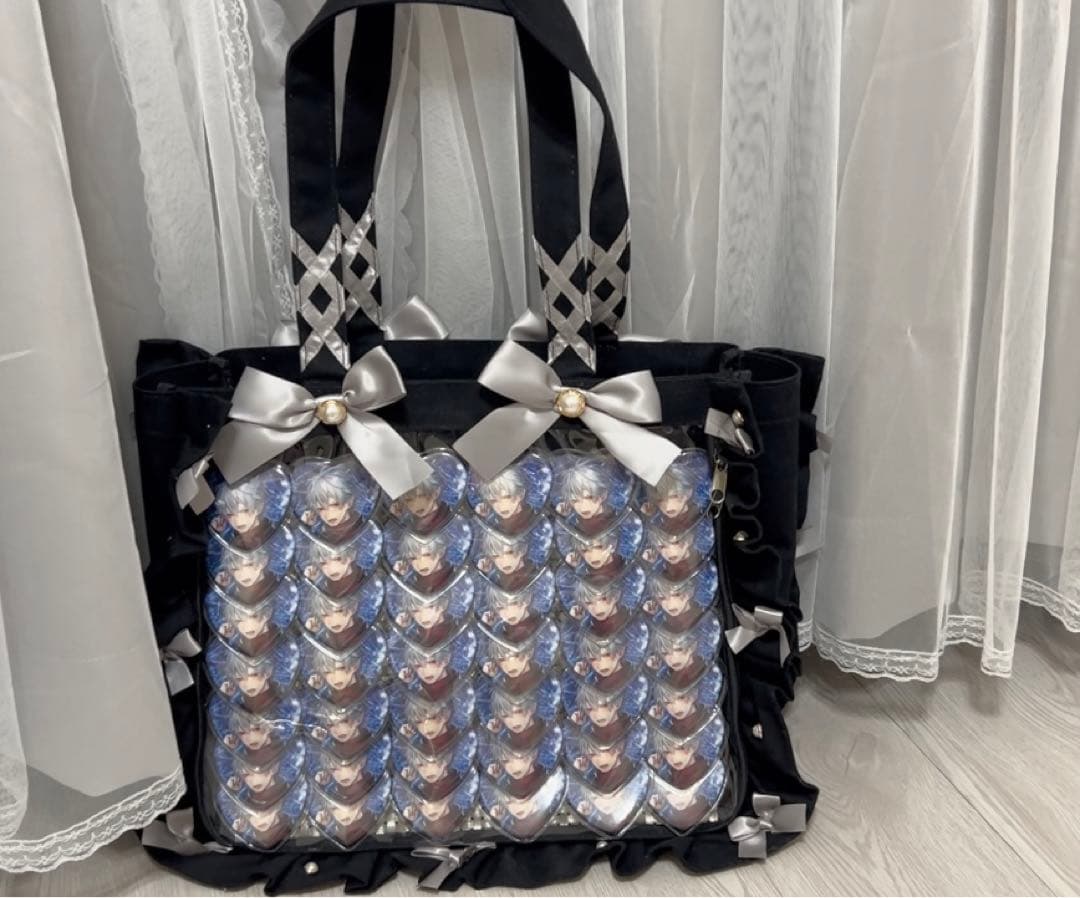 葛葉 缶バッチ 痛バッグ ホワイトデー2021 にじさんじ - メルカリ